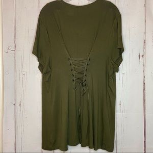 3/$15 Lane Bryant Lace Up Back Shirt Size 22-24